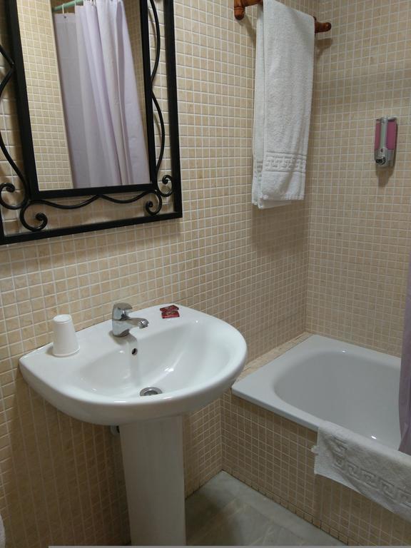 Trujillo Hotel Jerez de la Frontera Esterno foto